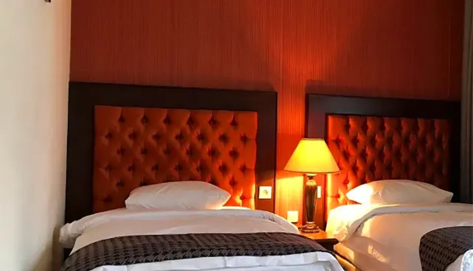 هتل اینتوریست پالاس باتومی